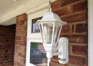 Coach lantern installed in Hitchin.